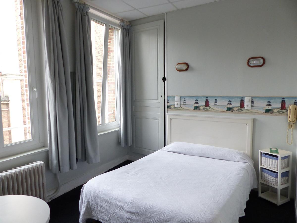 Hotel Victor Hugo Amiens Buitenkant foto